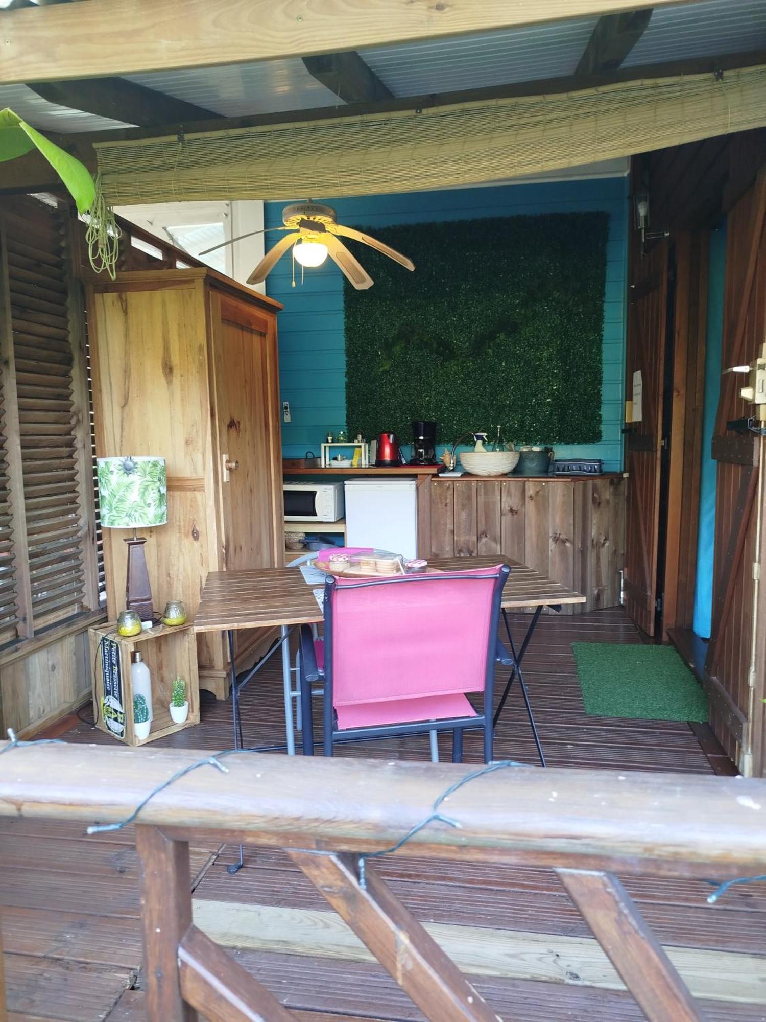 Ti-Case Appartement Jacuzzi A 100M De La Plage Sainte-Luce Zewnętrze zdjęcie